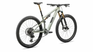 Epic 8 EVO Pro<Specialized Fashion