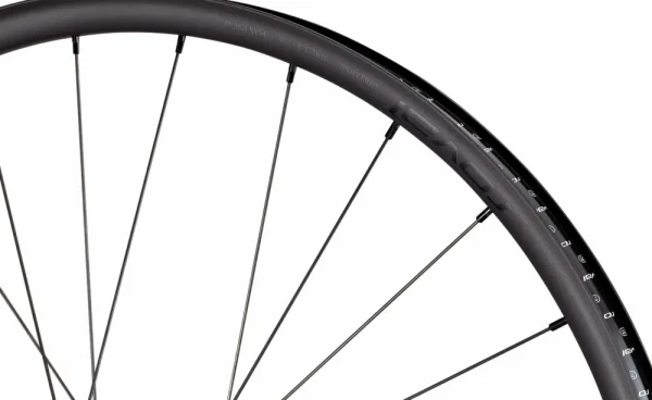 Roval Traverse Alloy 350 6B<Specialized Best