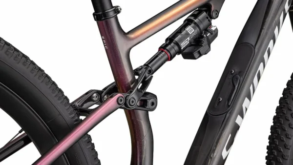 S-Works Epic 8<Specialized Outlet